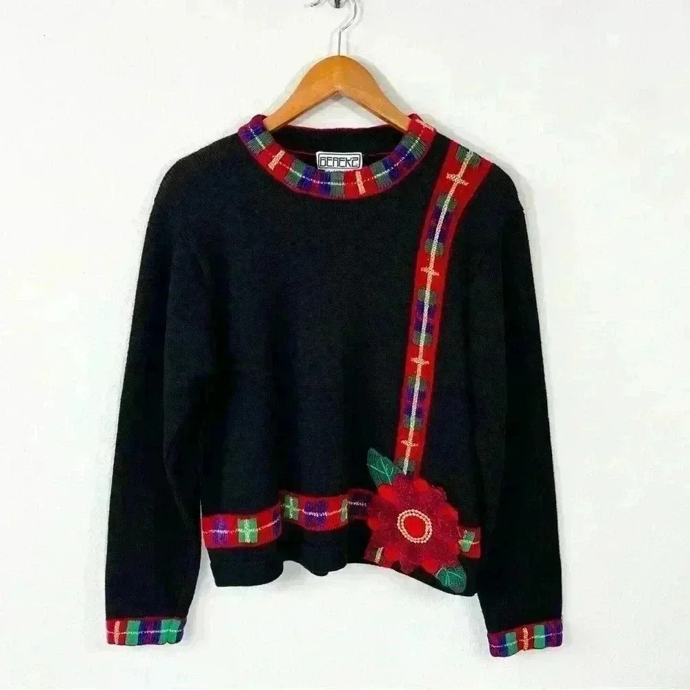 Vintage Berek black holiday poinsettia sweater